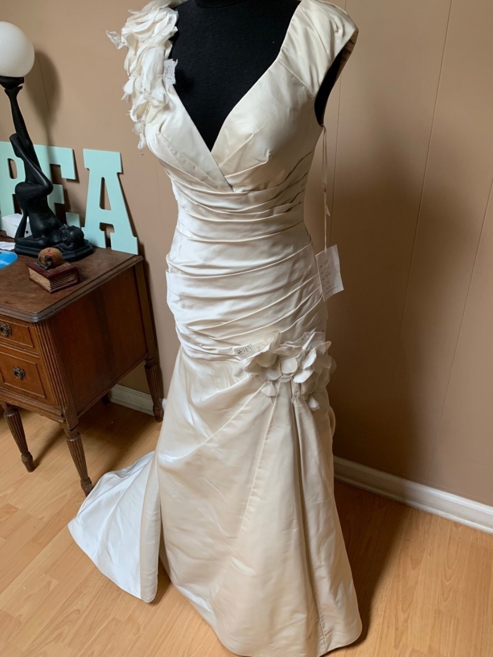 Watters Egg Shell Floral-Applique V-Neck Wedding Dress - Picture 9 of 12